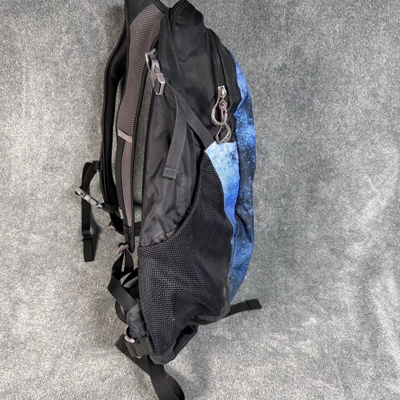 Osprey Daylite Backpack 13L Galaxy Print Black Blue Laptop Hydration Hiking - Picture 6 of 16